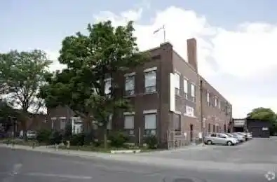 258 Wallace Avenue Unit# 209 Toronto W02 Ontario M6P 3M9