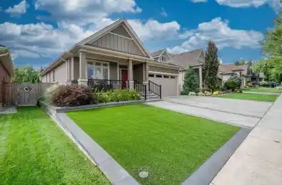 27 HICKORY Avenue Niagara-on-the-Lake Ontario L0S 1J1