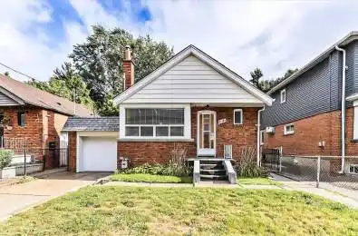 2747 St Clair Avenue Toronto E03 Ontario M4B 1M8
