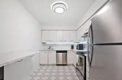 81 Townsgate Drive Unit# 701 Vaughan Ontario L4J 8E6