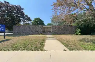 4207/4213 Drummond Road Niagara Falls Ontario L2E 6C2