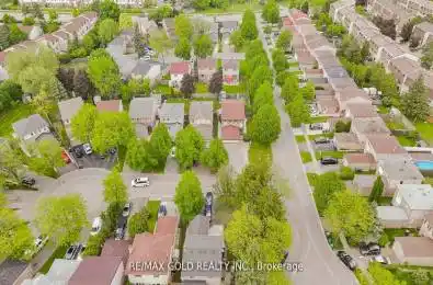 32 Myrtle Court Brampton Ontario L6S 5B2