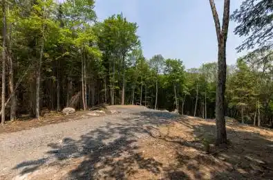 2212 Aspdin Road Huntsville Ontario P0B 1M0