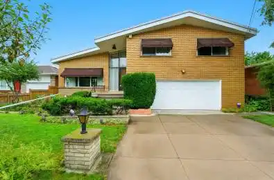 16 Southill Drive Hamilton Ontario L9A 3K5