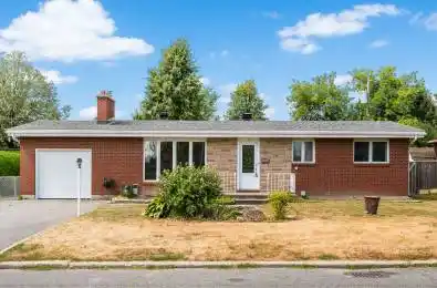 5 Spring Garden Avenue Meadowlands - Crestview and Area Ontario K2G 3B