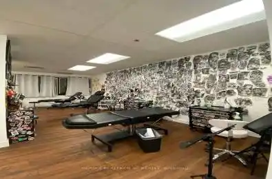 398 Steeles Avenue Unit# 215 Vaughan Ontario L4J 6X3