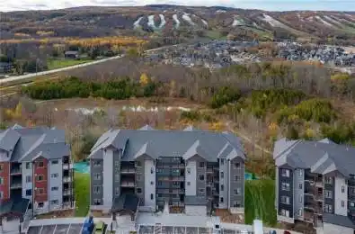 18 BECKWITH Lane Unit# 302 Blue Mountains Ontario L9Y 2X5