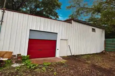 34 Clinton Street Hamilton Ontario L8L 3J9