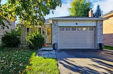 17 Beckett Avenue East Gwillimbury Ontario L9N 1E6