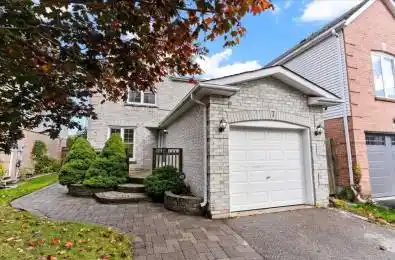 7 Inglis Avenue Unit# Main Clarington Ontario L1E 2A8