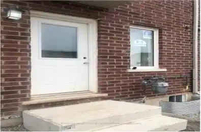 325 Chaffey Street Unit# E5 Welland Ontario L3B 2W4