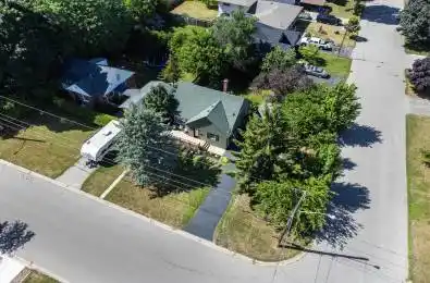 44 Grove Crescent Brantford Ontario N3R 4Y6