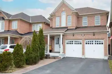 30 Benmore Crescent Brampton Ontario L6P 2T3