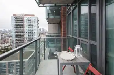 150 East Liberty Street Unit# 1514 Toronto C01 Ontario M6K 3R5