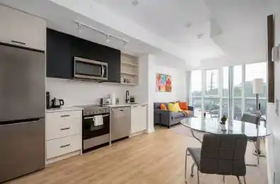 2300 St Clair Avenue Unit# 407 Toronto W02 Ontario M6N 0B3
