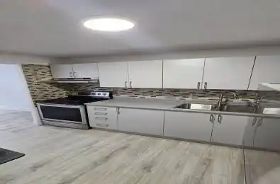2121 Roche Court Unit# 314 Mississauga Ontario L5K 2C7