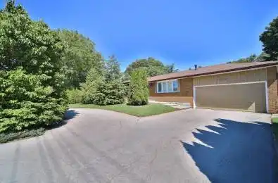 1520 Rebecca Street Oakville Ontario L6L 1Z7