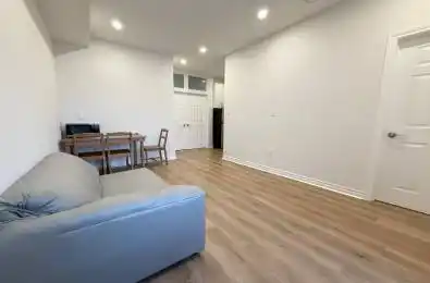 109 Mumbai Drive Markham Ontario L3S 0G3