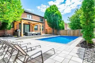 3390 Fox Run Circle Oakville Ontario L6L 6W4