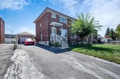 11 Arrowsmith Avenue Toronto W04 Ontario M6M 2W8