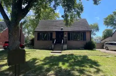 49 Lovilla Boulevard Toronto W05 Ontario M9M 1C4