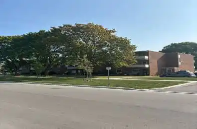 41 Parkside Drive Unit# 111 St. Thomas Ontario N5R 3V1