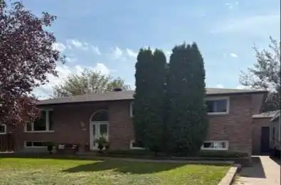 589 Elmwood Street North Bay Ontario P1B 8X8