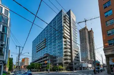320 Richmond Street Unit# LPH13 Toronto C08 Ontario M5A 4S4