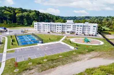 217-100 The Promenade Central Elgin Ontario N5L 1C5