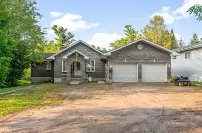 1349 Victoria Street Petawawa Ontario K8H 2E9