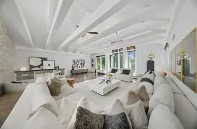 98 Rathburn Road Toronto W08 Ontario M9A 1R7