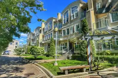 70 Byng Avenue Unit# 15 Toronto C14 Ontario M2N 7L9