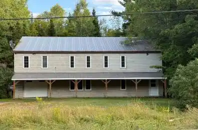 2855A HIGHWAY 132 Road Admaston/Bromley Ontario K7V 3Z7