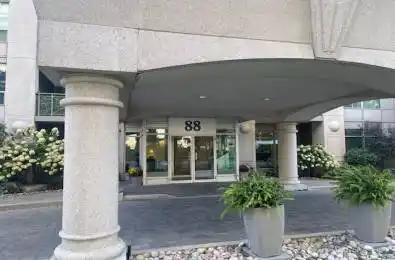 88 Palace Pier Court Unit# 809 Toronto W06 Ontario M8V 4C2