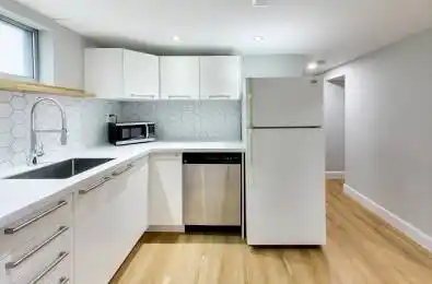 2505 Gerrard Street Unit# Lower Toronto E06 Ontario M1N 1W7
