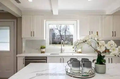 15 Farr Avenue East Gwillimbury Ontario L0G 1V0