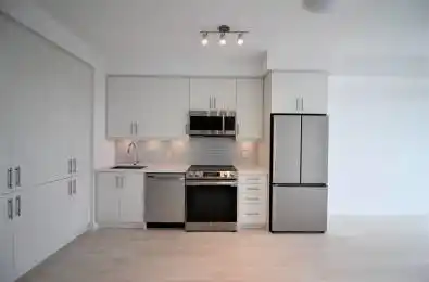 95 Oneida Crescent Unit# 1702 Richmond Hill Ontario L4B 0H5
