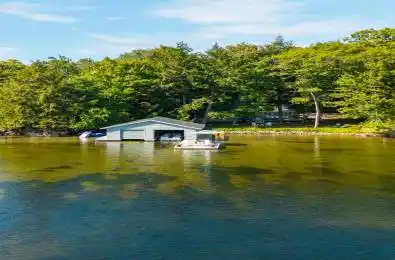 1006 Segwun Place Muskoka Lakes Ontario P0B 1J0