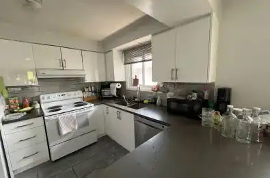 7 Maitland Avenue Hamilton Ontario L9A 3J4