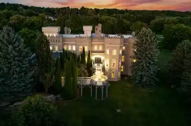 95 Loch Erne Lane King Ontario L0G 1N0