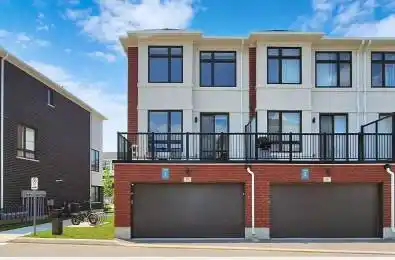 10 Emily Charron Lane Richmond Hill Ontario L4C 5S7