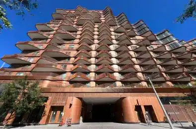 155 Merchants' Wharf N/A Unit# 520 Toronto C08 Ontario M5A 0Y4
