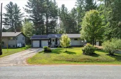 9 PINEGROVE Street Hastings Highlands Ontario K0L 1C0