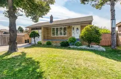 28 Summerfield Crescent Toronto W08 Ontario M9C 3X3