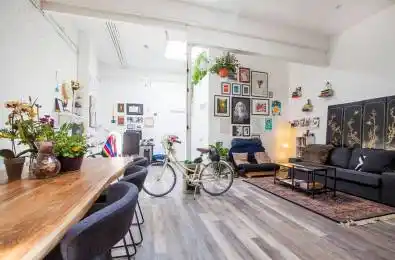 137 Roncesvalles Avenue Unit# 202 Toronto W01 Ontario M6R 2L2