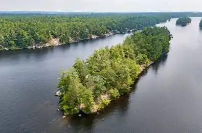 2 3LN Berkinshaw Island Gravenhurst Ontario P1P 1R2