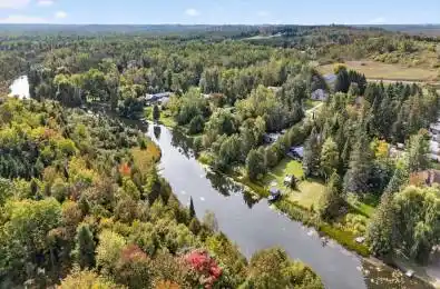 11 Nicholson Drive Uxbridge Ontario L9P 1R2