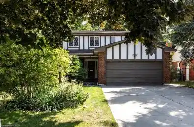 8 Jerome Park Drive Hamilton Ontario L9H 6H2