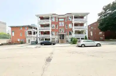 121 Park Street Unit# 5 Hamilton Ontario L8P 3E6