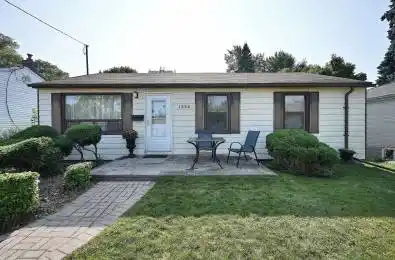 1254 St Marys Avenue Mississauga Ontario L5E 1H7